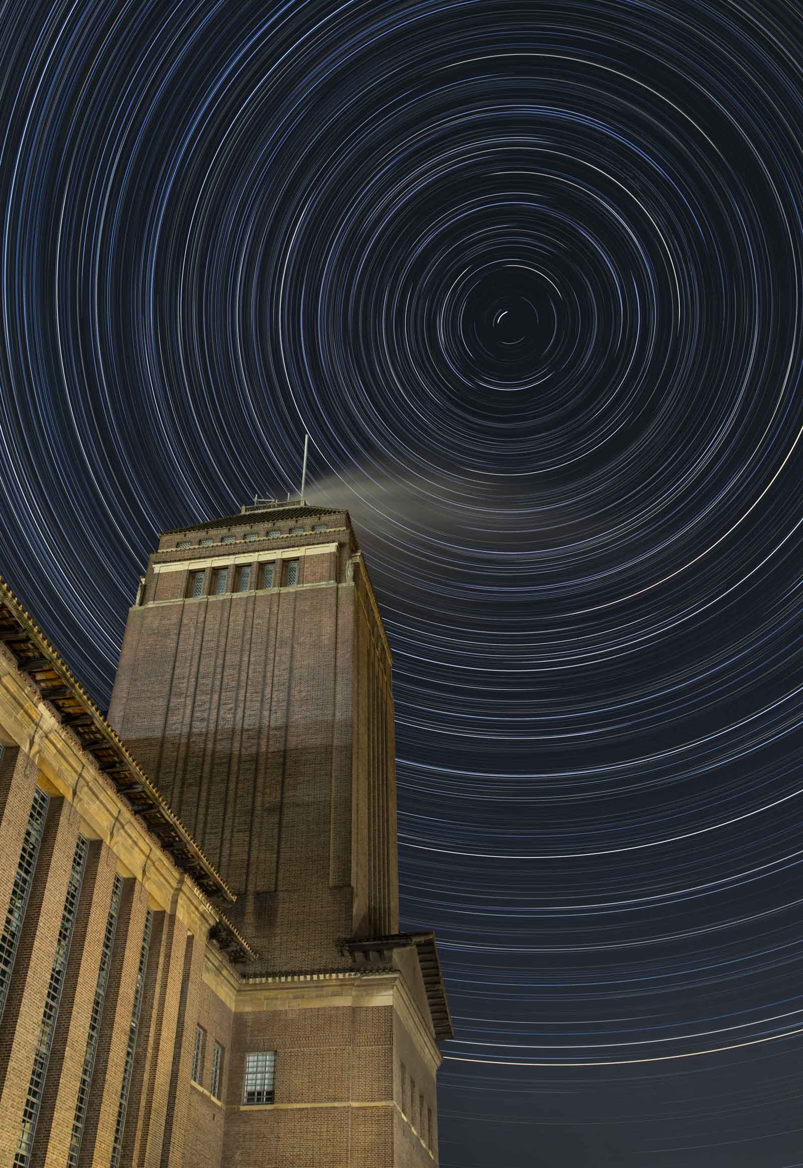 My second star trail photo - this time I wanted one containing concentric circles around the North star. The Cambridge University library looked a promising compisition, with the main tower just about fitting into frame with the north star. I sat outside for five hours, from 7pm to 12am, before the cold (around minus 4 that night in January 2023) become too much to bear and I headed home.